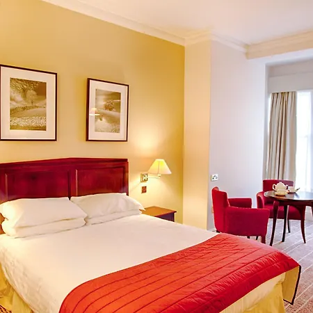 Hotel Old Swan 4*