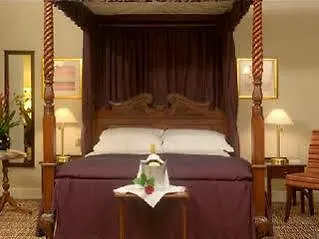 Old Swan Hotell 4*