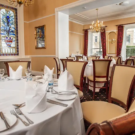 Hotell Old Swan 4*