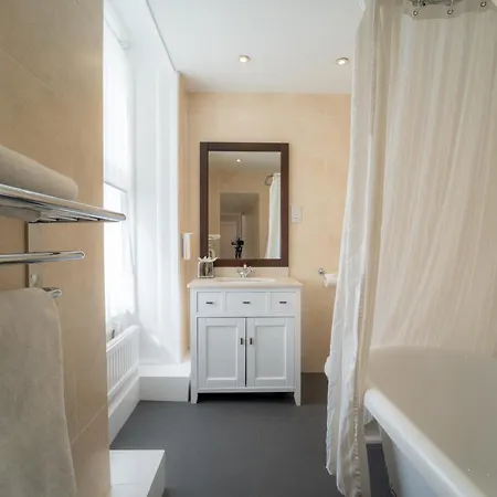 Hotel Old Swan Harrogate