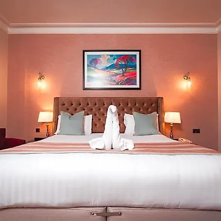 Hotel Old Swan 4*