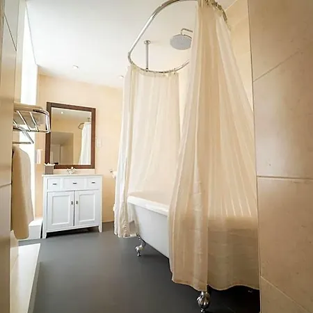 Old Swan 4* Harrogate