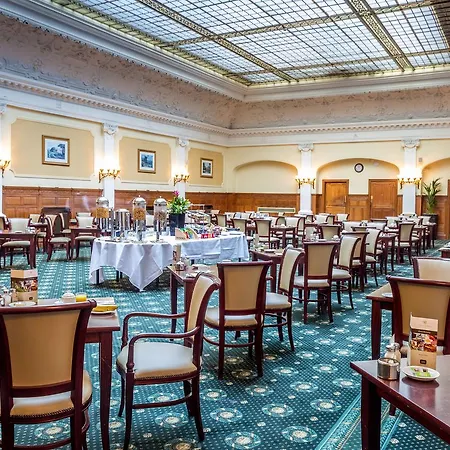 فندق Old Swan 4*