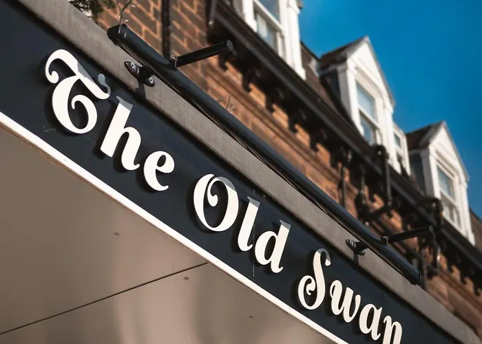 老天鹅酒店 酒店 4*